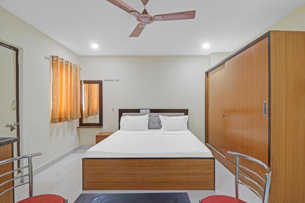 Хидерабад: Capital O 88257 Kamakshi Hotels