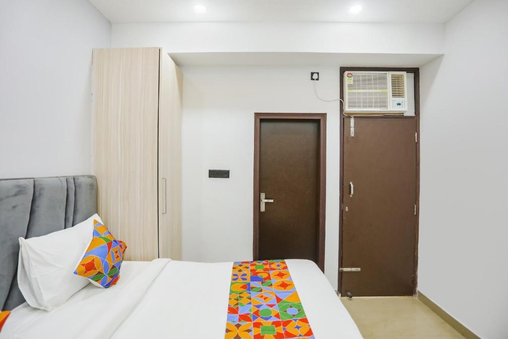 Газиабад: FabHotel Rasa Arcade