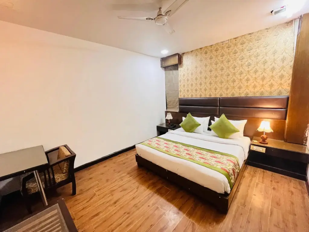 Газиабад: Hotel O Parktel