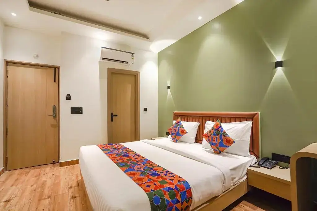 Газиабад: Hotel O Parktel