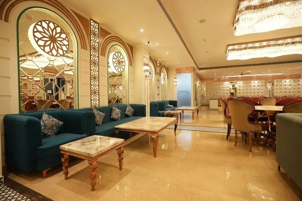 Lime Tree Hotel and Banquet Greater Noida — фото 1