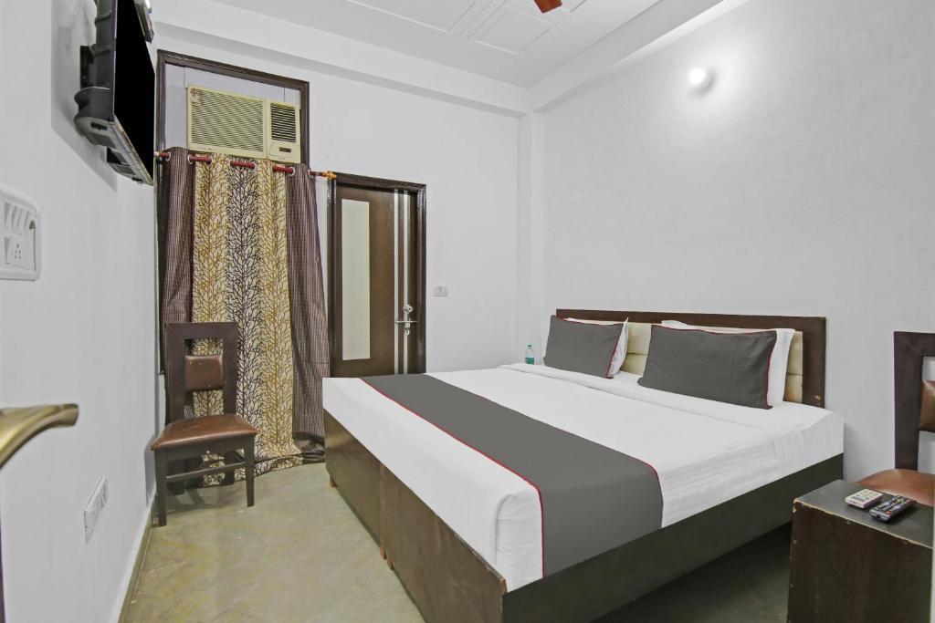 Газиабад: Capital O 86220 Hotel Sunshine 2