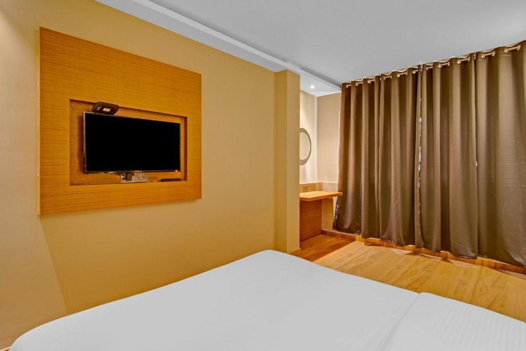 Гувахати: Capital O 86405 Penthouse