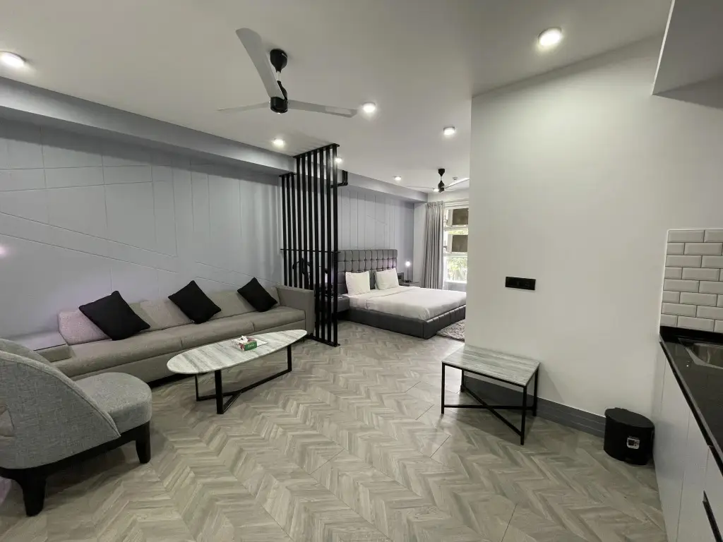 Гуруграм: Superior Studio Serviced Apartment @Bedchambers