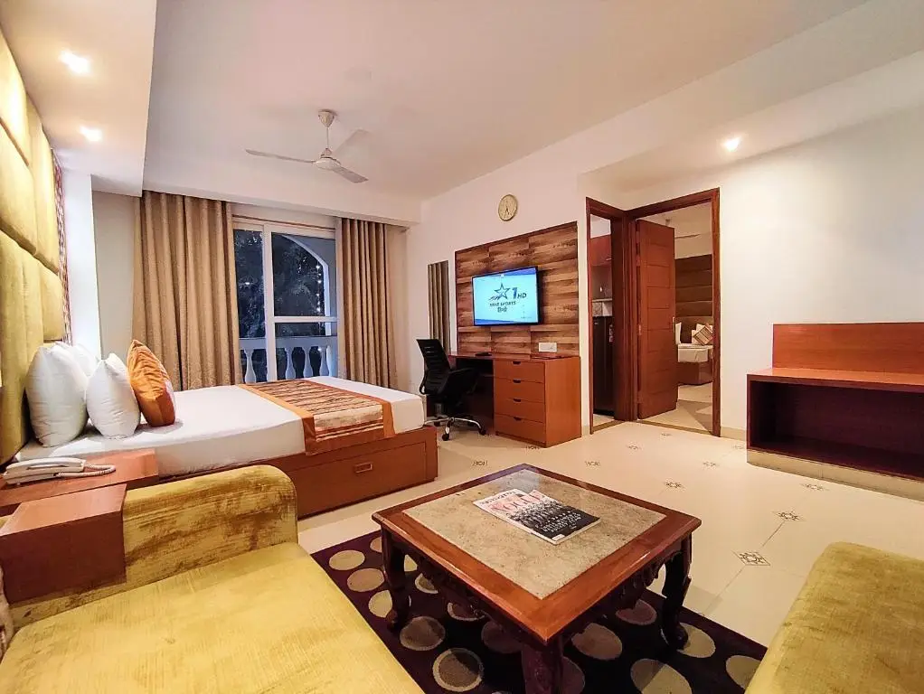 Гуруграм: The Angel Hotel & Suites