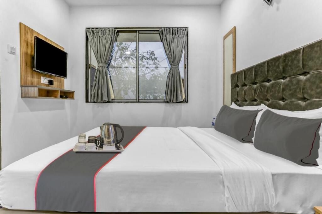 Нави-Мумбай: Capital O 93336 Hotel Stay Inn