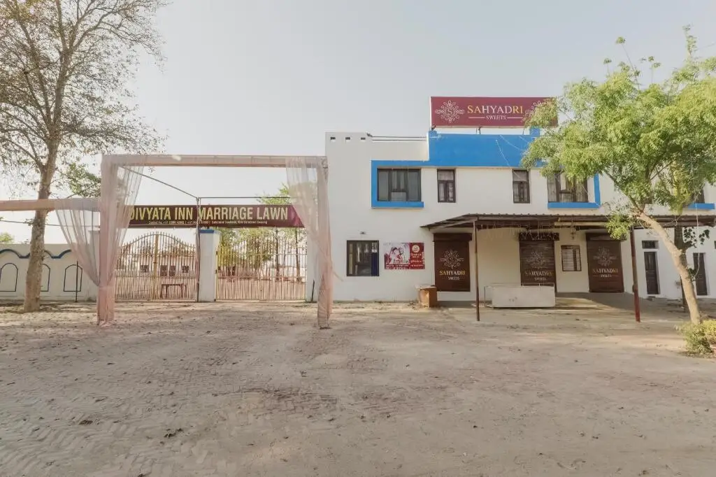 Лакхнау: SPOT ON 80057 Sahyadri Inn