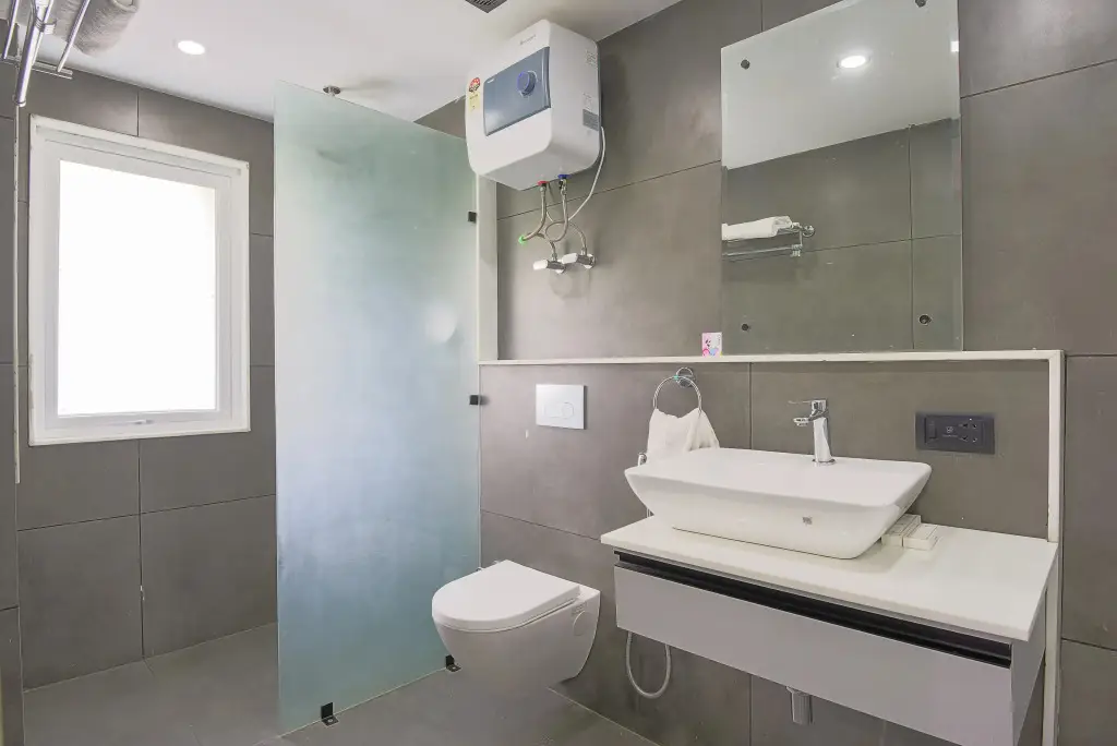 Гуруграм: Bedchambers Service Apartment Near Golfcourse Road