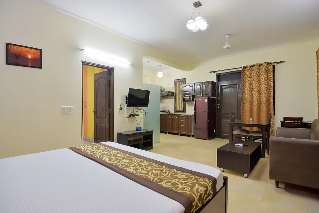 Гуруграм: Bedchambers Service Apartments In Gurgaon
