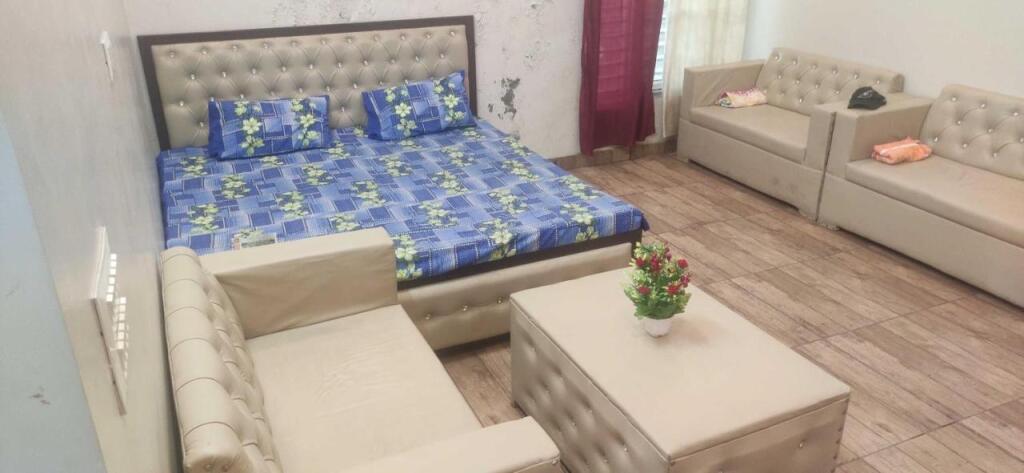 Большая Нойда: Spot On 93604 Agrah Hotel