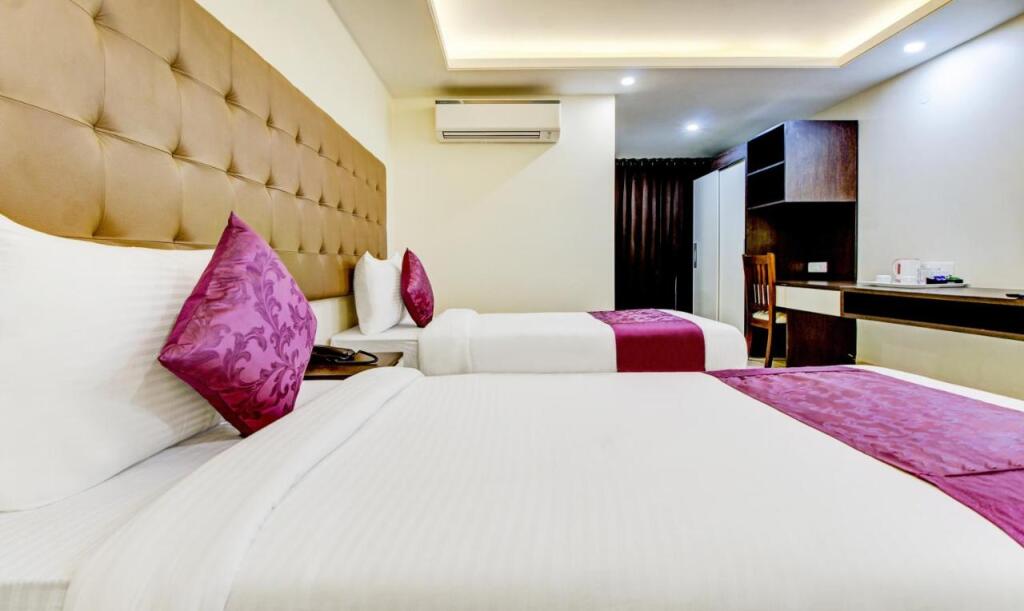 Гуруграм: Hotel Mavens Orange Gurgaon