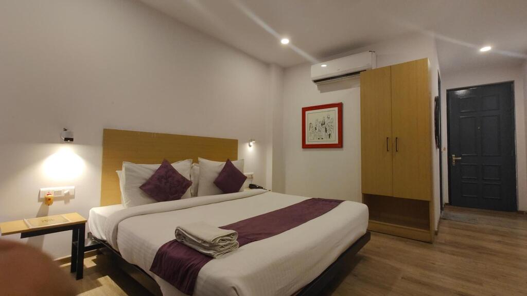 Гуруграм: Hotel Mavens Orange Gurgaon