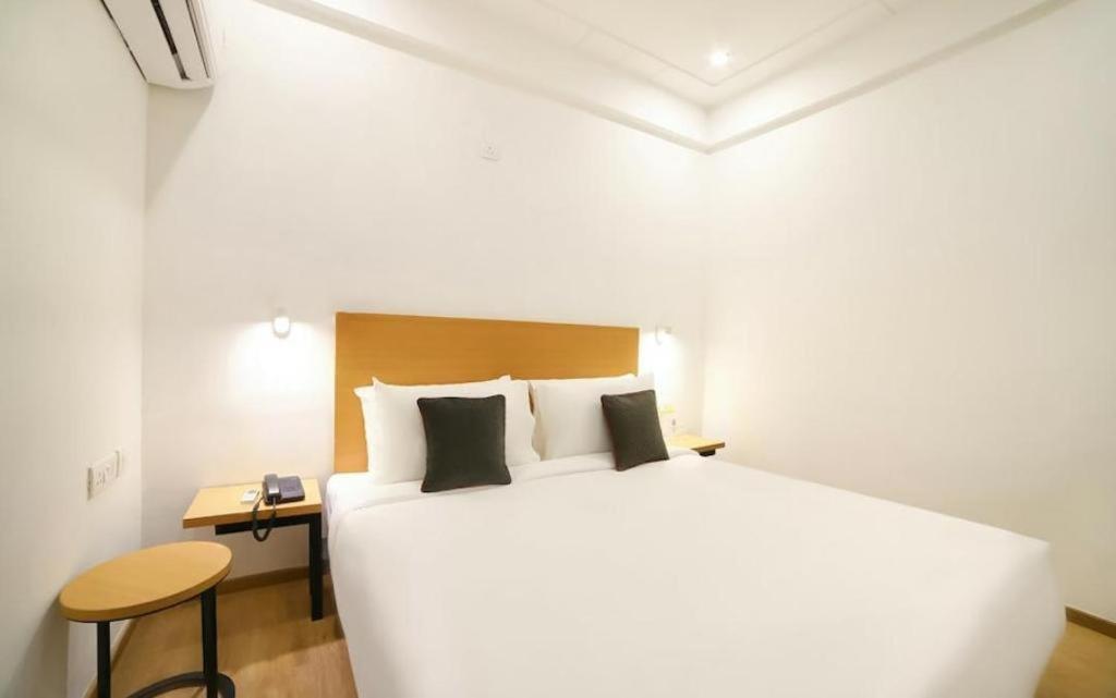 Гуруграм: Hotel Mavens Orange Gurgaon