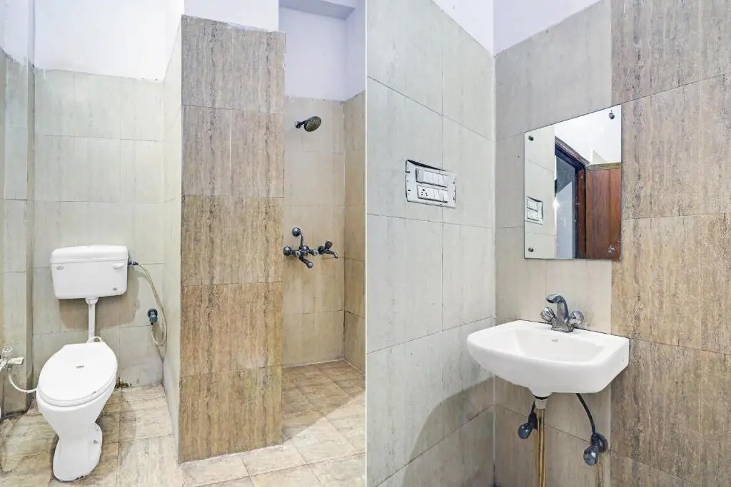 Варанаси: SPOT ON 81677 Silicon City Stay