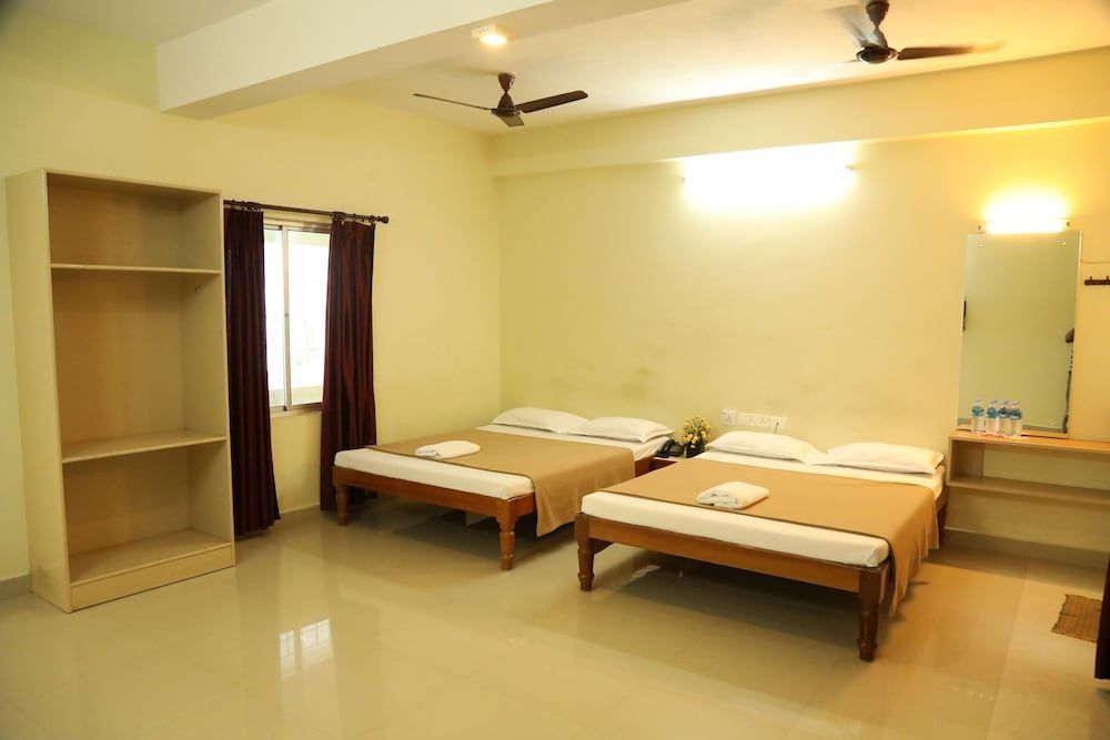 Маилам: Ganesh Beach Resort