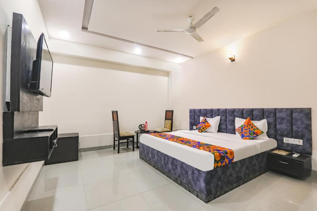 Лакхнау: Fabhotel Silver Stone Inn