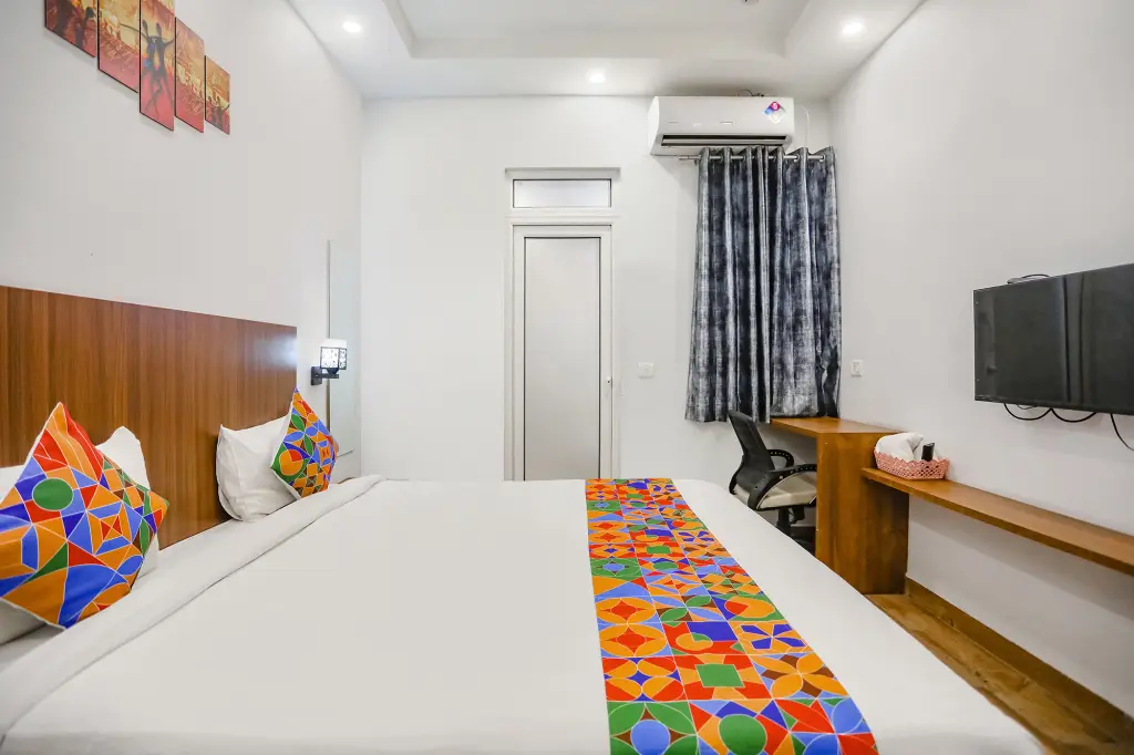 Газиабад: FabHotel Indirapuram by SBG Near Sec 62 Noida