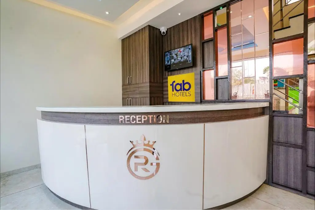 Пимпри-Чинчвад: Fabhotel Poona Royal