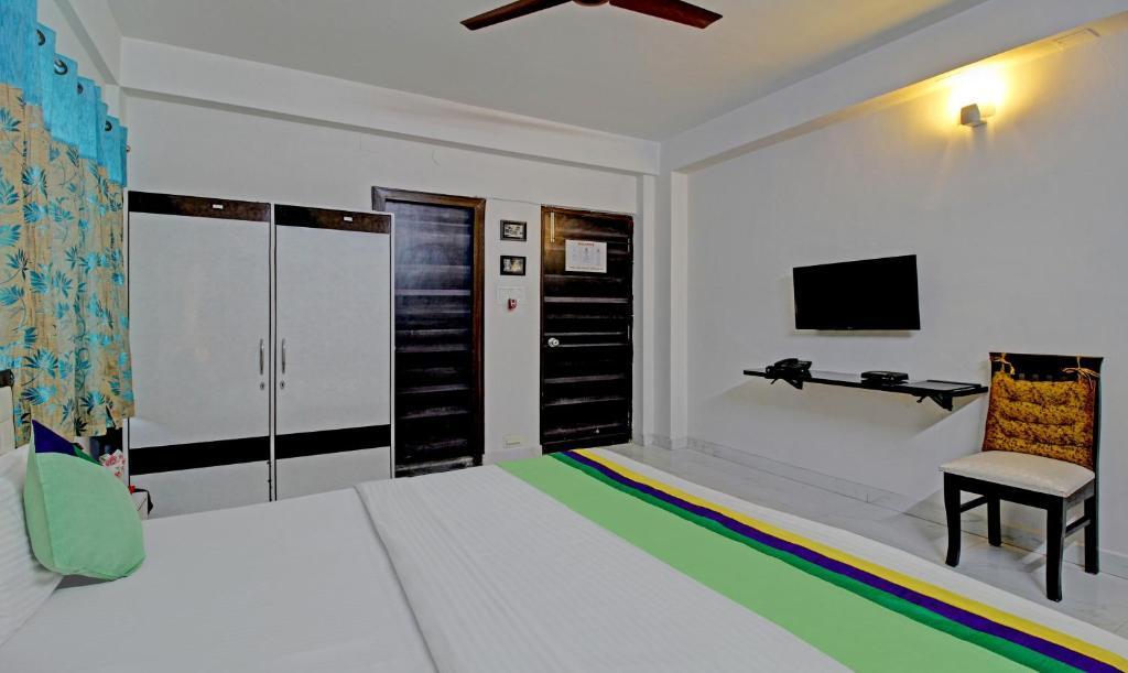 Колката: Fabhotel Ashraya Inn