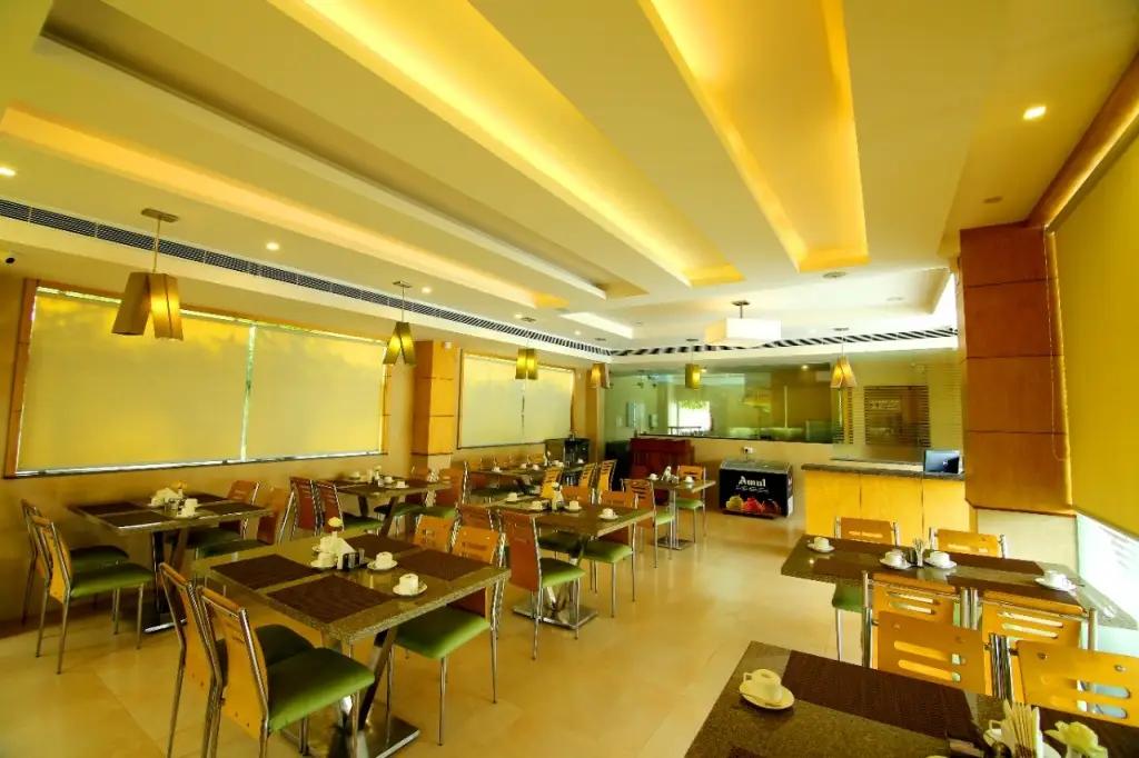 Чирайнкижу: Hotel Hillway Park
