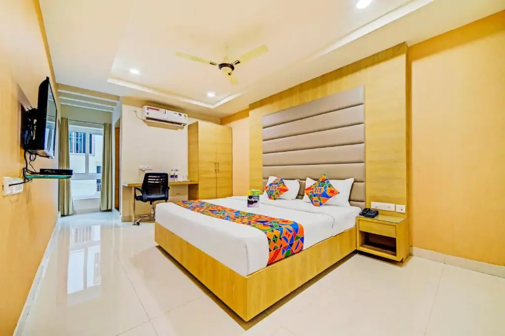 Хидерабад: FabHotel Prime Viraj Suites