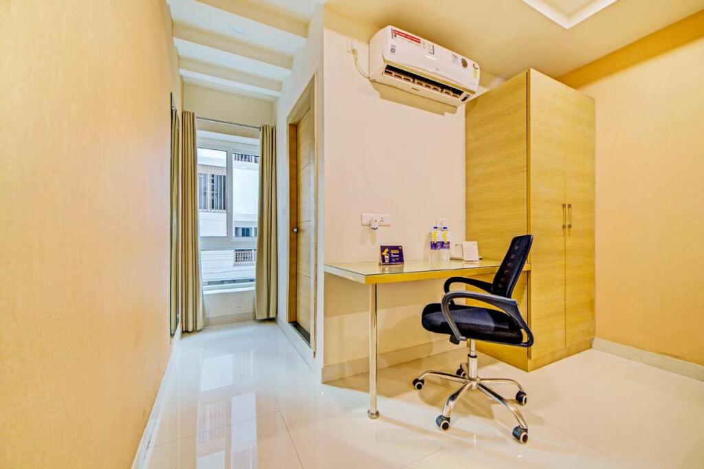 Хидерабад: FabHotel Prime Viraj Suites