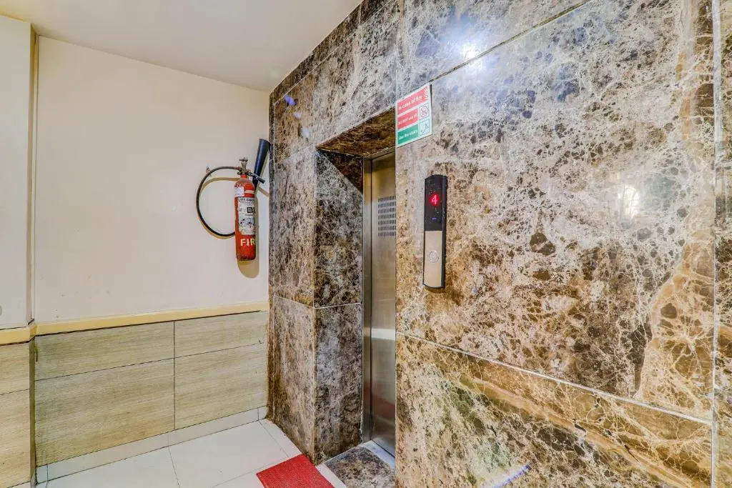 Лакхнау: Fabhotel Ps International