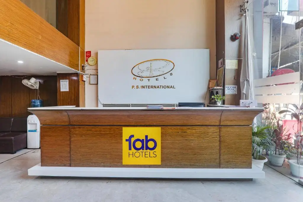 Лакхнау: Fabhotel Ps International