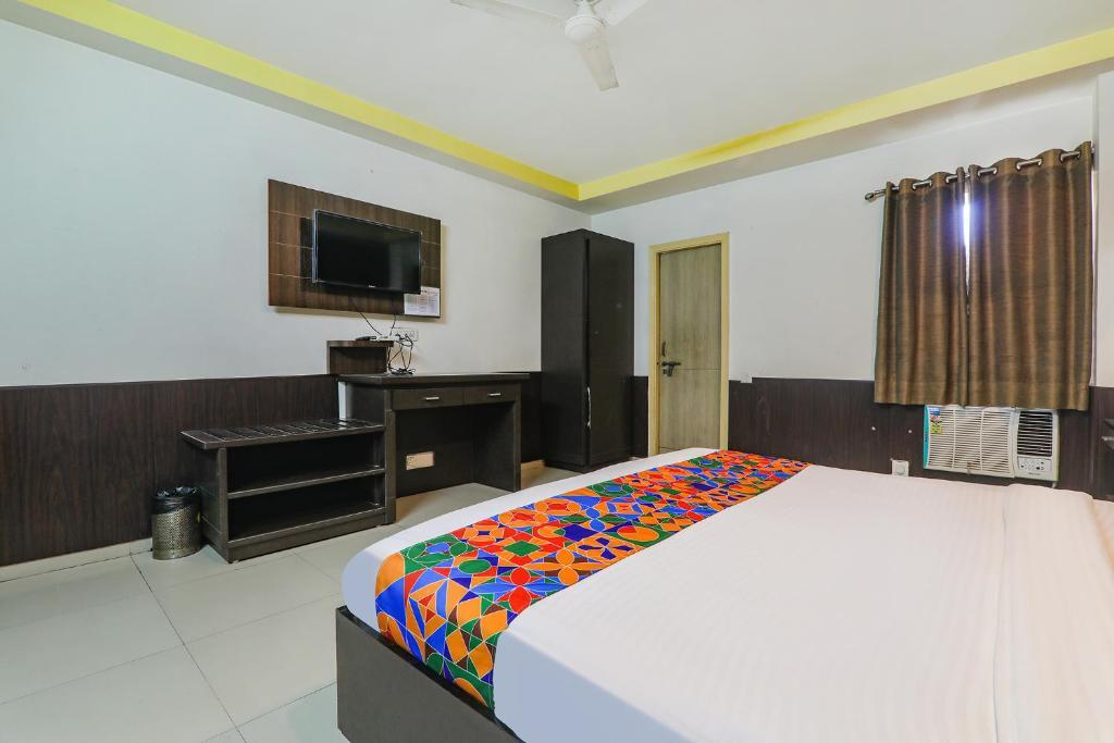 Лакхнау: Fabhotel Ps International