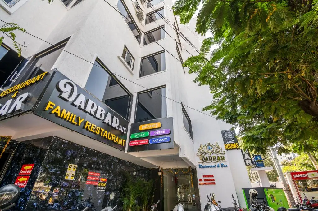 Хидерабад: At Home Hotel Darbar