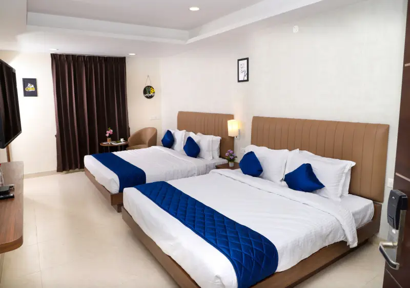 Коимбатур: Admira Residency