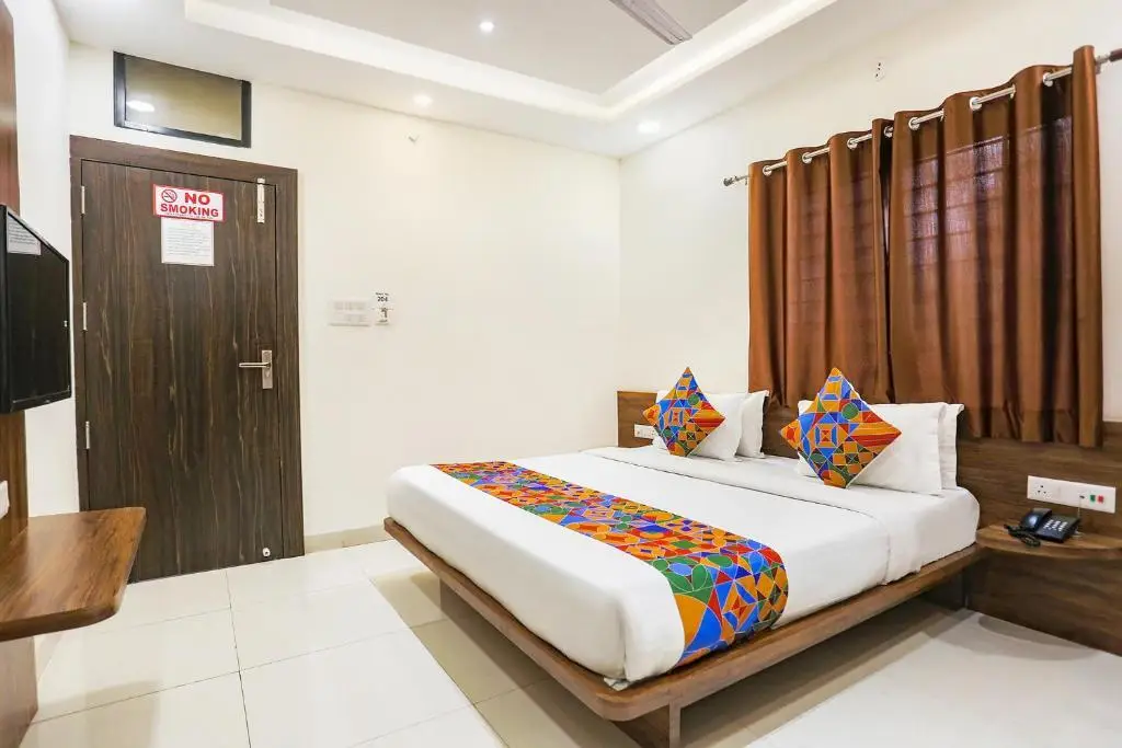 Индаур: Fabhotel Balaji Paradise
