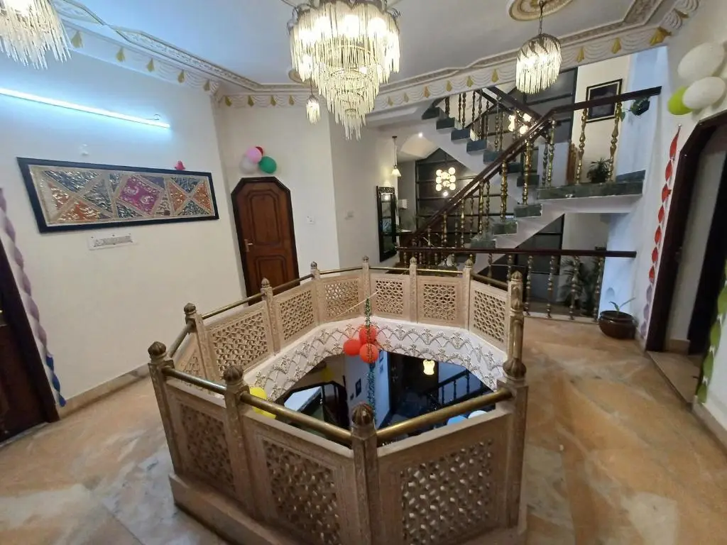 Джайпур: Hotel Natraj palace