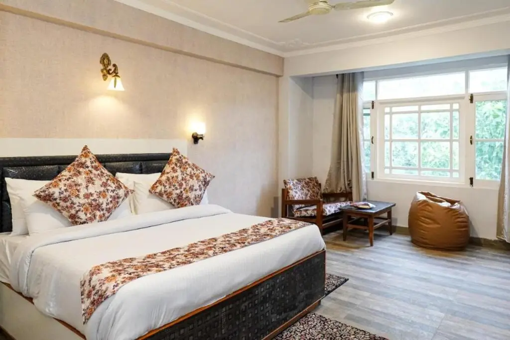 Шринагар: Click Sunburry Hotel Srinagar