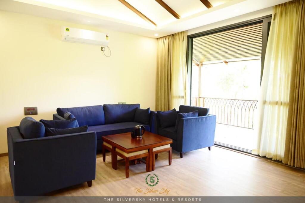 Каймара: The Silver Sky Hotels And Resorts