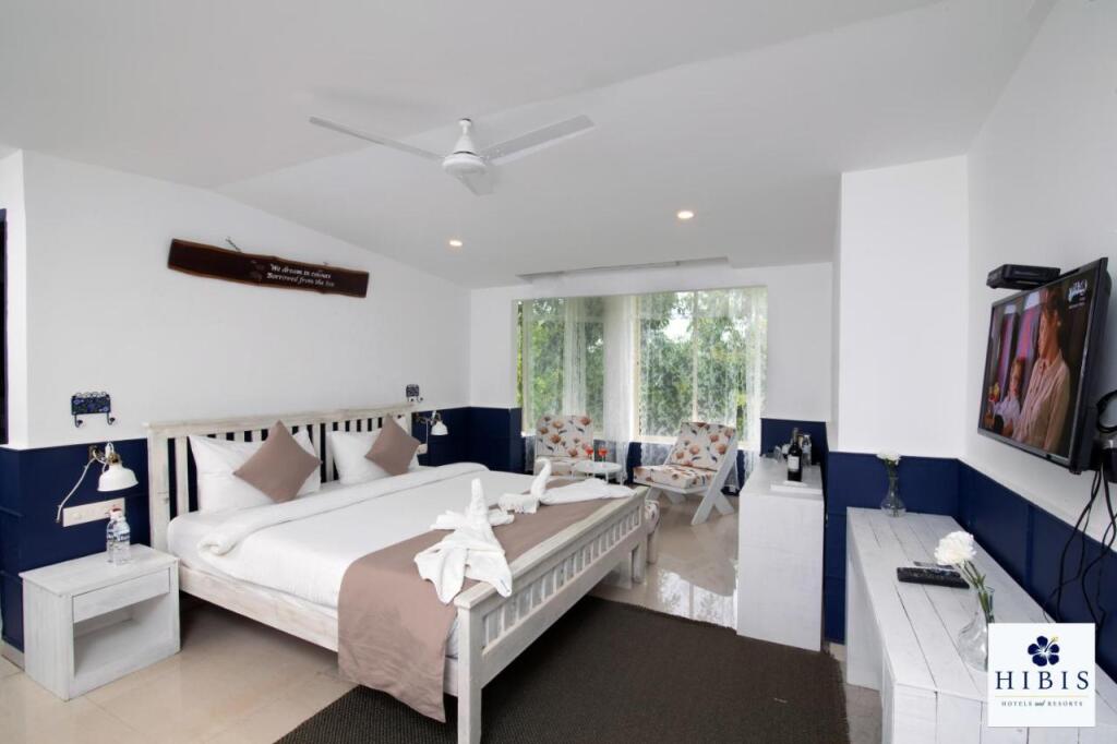 Морджим: Hibis Hotels and Resorts