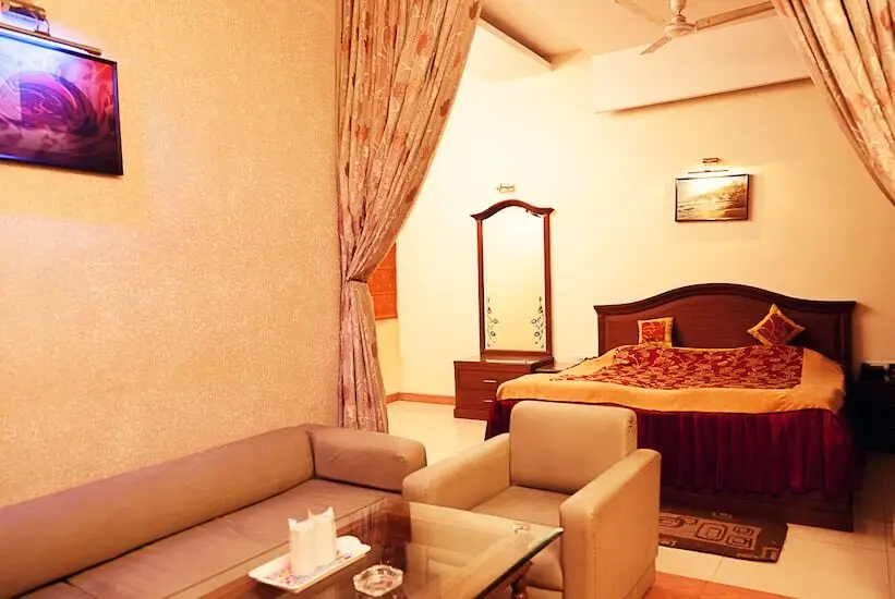 Канпур: Hotel Raja Seth Palace