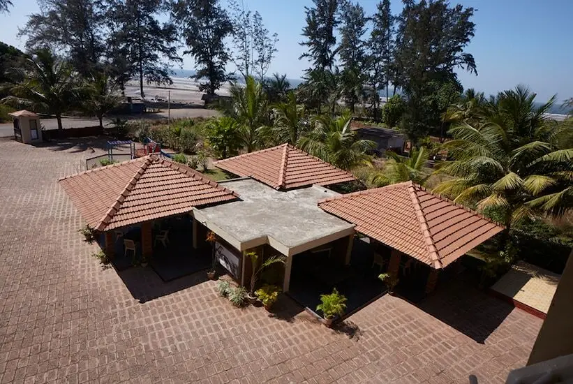 Даполи: Sagar Sawali Beach Resort Karde