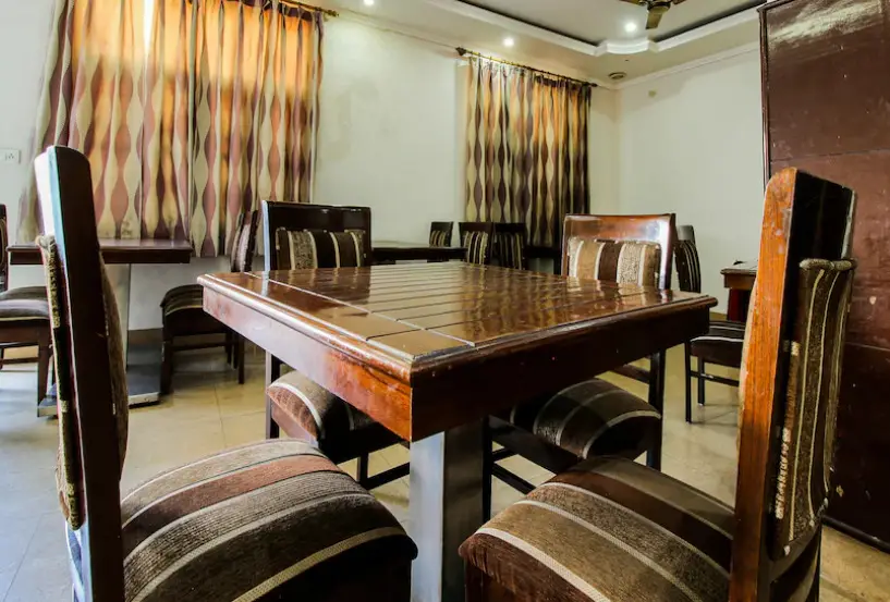 Карнал: Hotel Gomti Residency