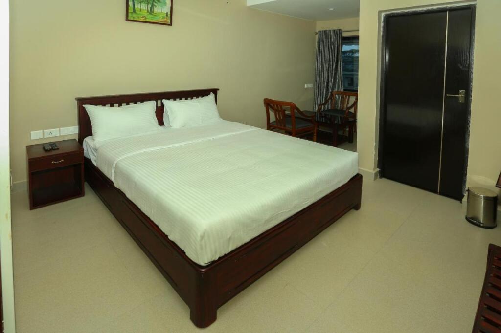 Куттикканам: CeeCee Grand Resort