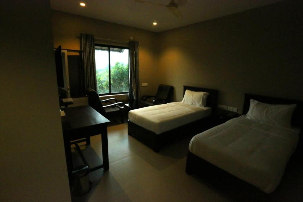 Куттикканам: CeeCee Grand Resort