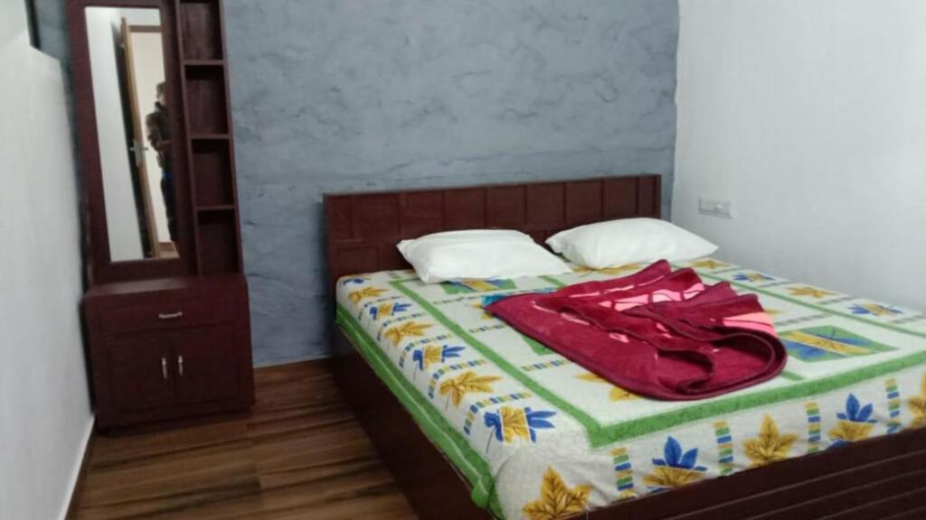 Куттикканам: Mercy Mol Homestay vagamon