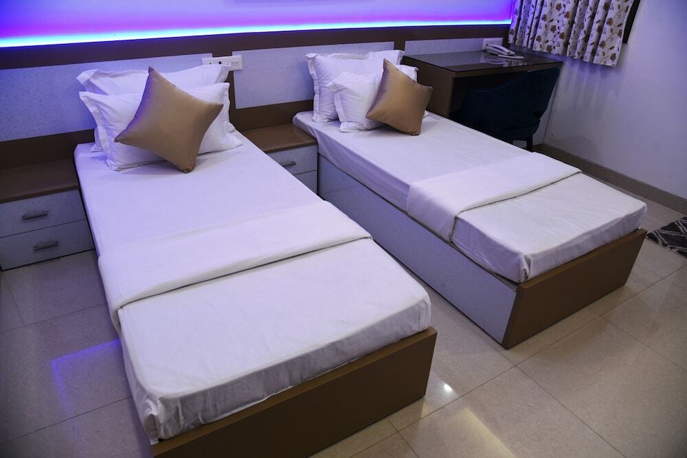Гуруграм: Pacific Inn Sec. 46