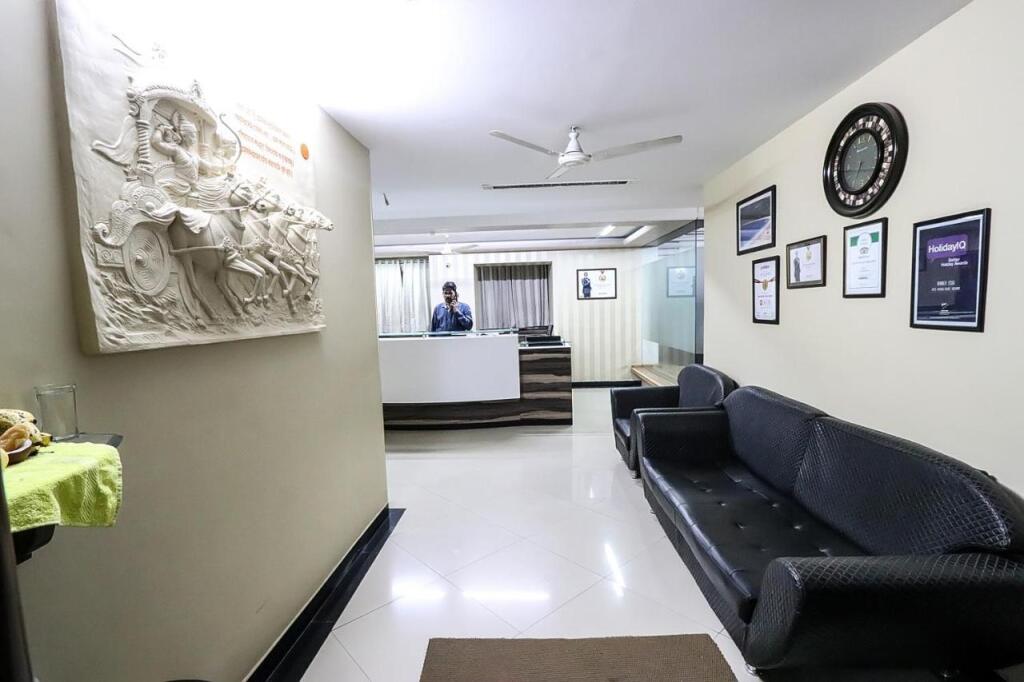 Колхапур: Hotel Aashish Deluxe Pet Friendly