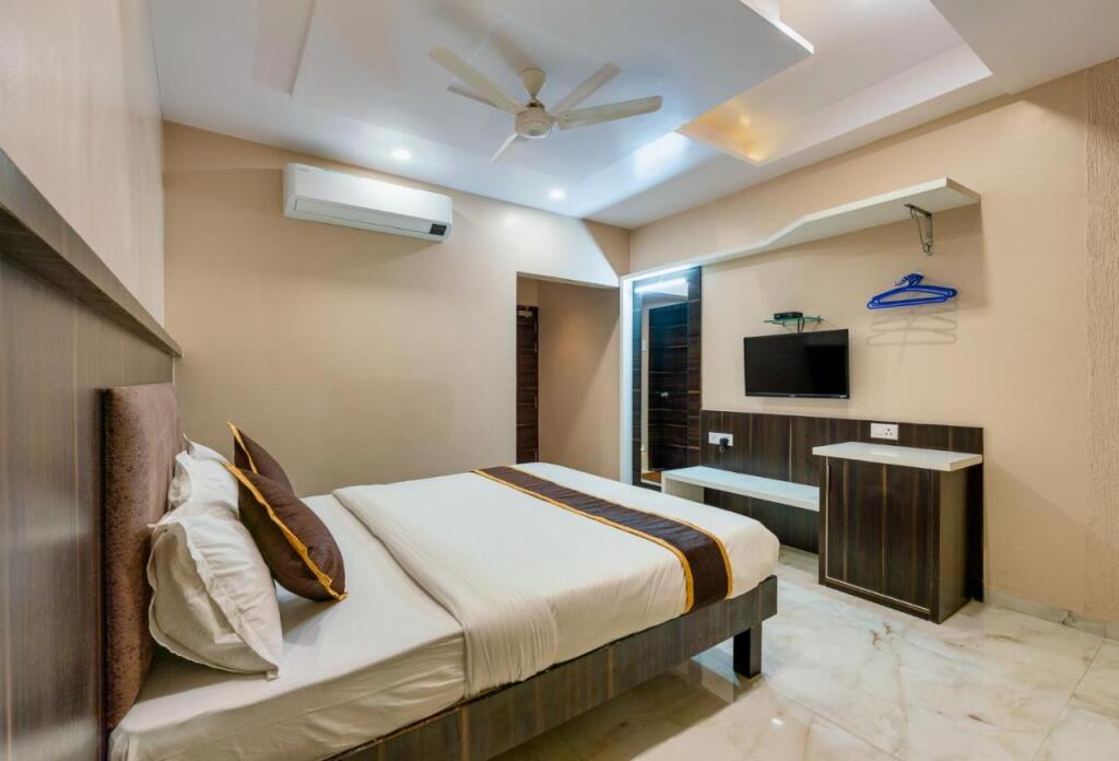 Колхапур: Hotel Athitya Satkar