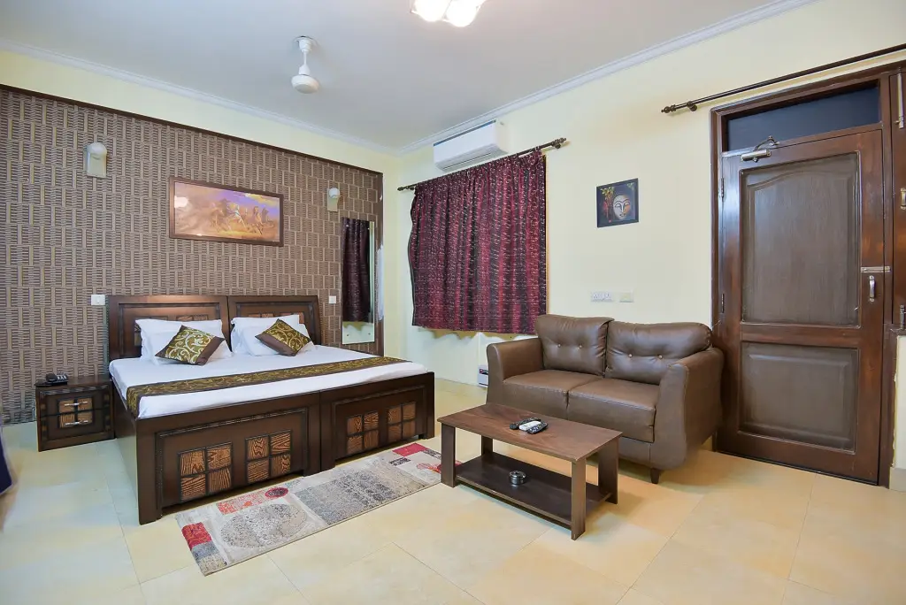 Гуруграм: Studios with Equipped Kitchen in Gurgaon