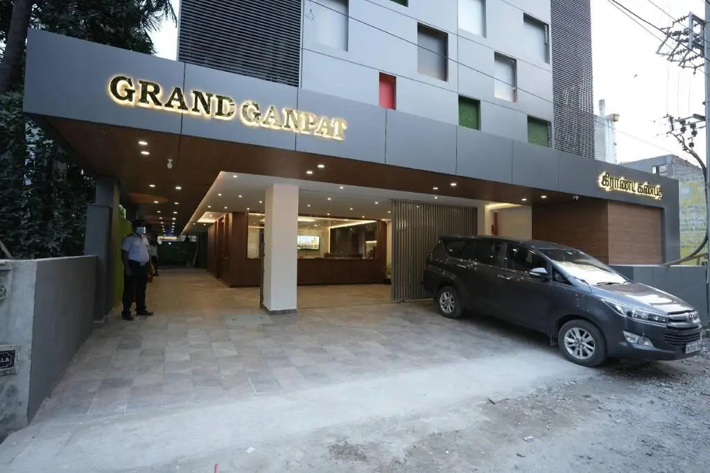 Grand Ganpat — фото 1