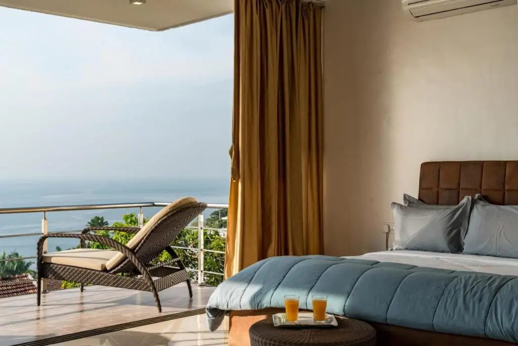Верем: Saffronstays De La Mer