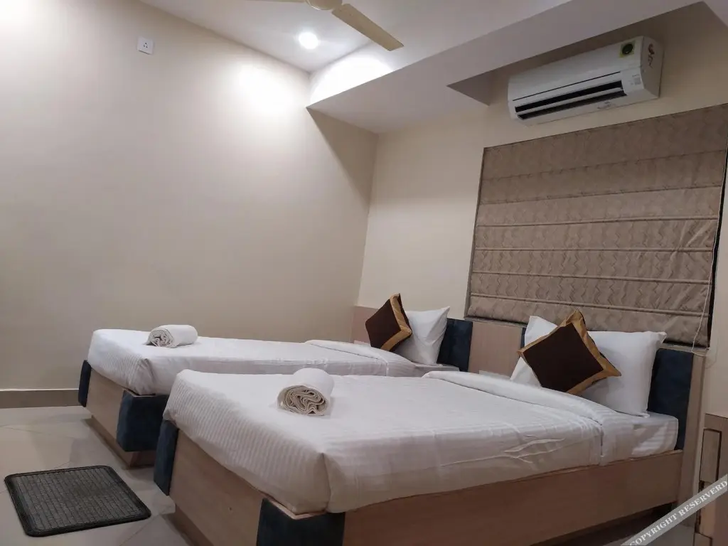 Колката: The Panash Hotel & Banquets