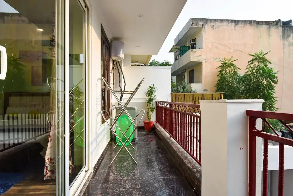 Гуруграм: 2BHK Serviced Apartment near Medicity @BedChambers